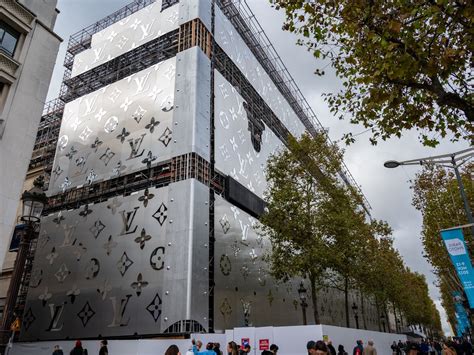 combien de magasin louis vuitton dans le monde|magasin louis vuitton france.